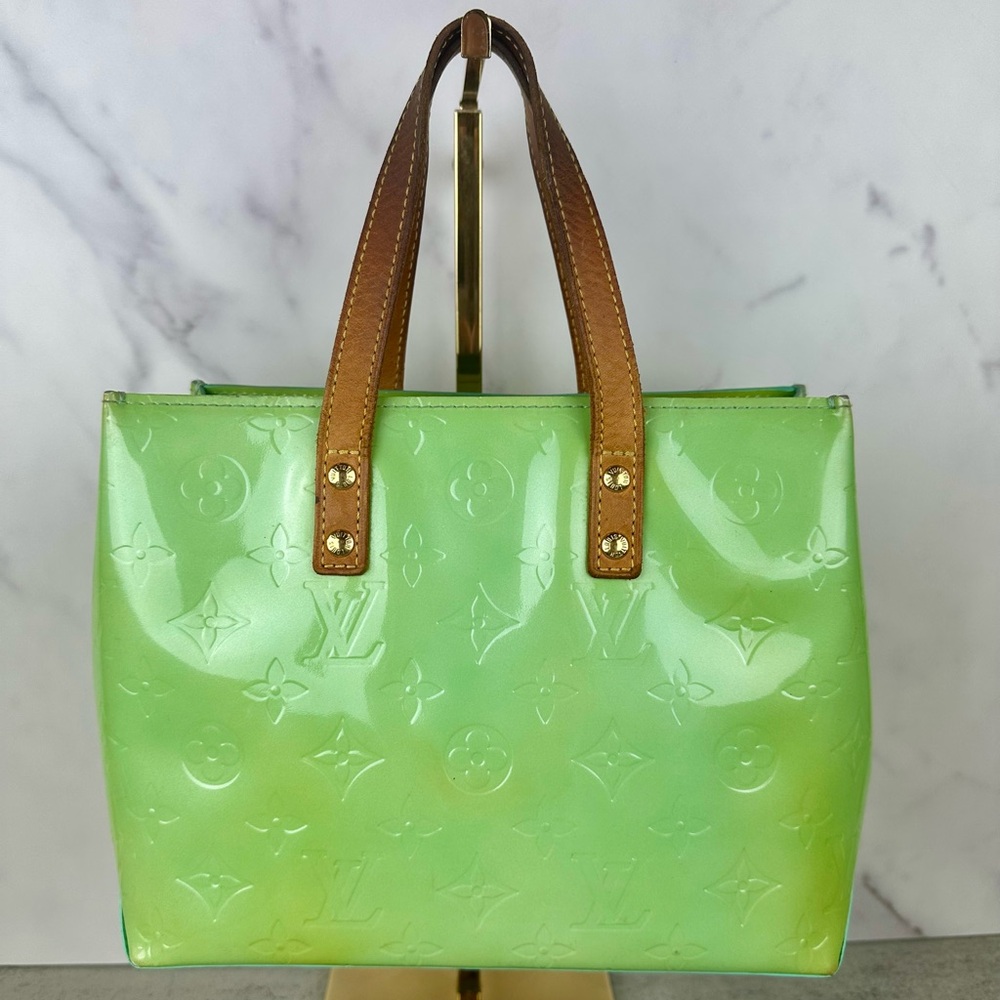 Louis Vuitton Green Vernis Reade PM